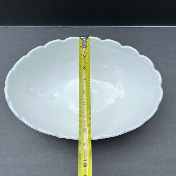 Vintage Milk Glass large oval footed fruit bowl - Picture 5 of 6